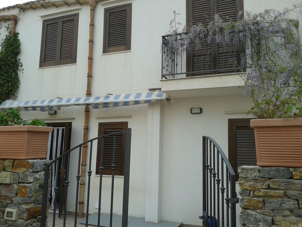 Villino Messina Lejlighed San Vito Lo Capo Eksteriør billede